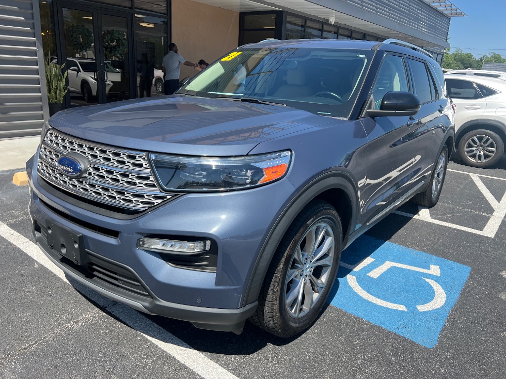 2021 Ford Explorer Limited RWD's photo