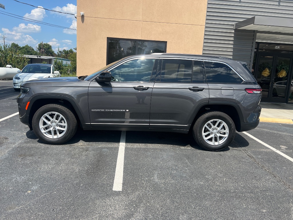 Jeep Grand Cherokee photo 10