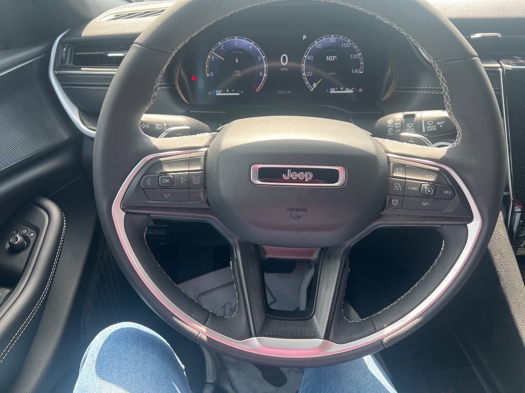 Jeep Grand Cherokee photo 4