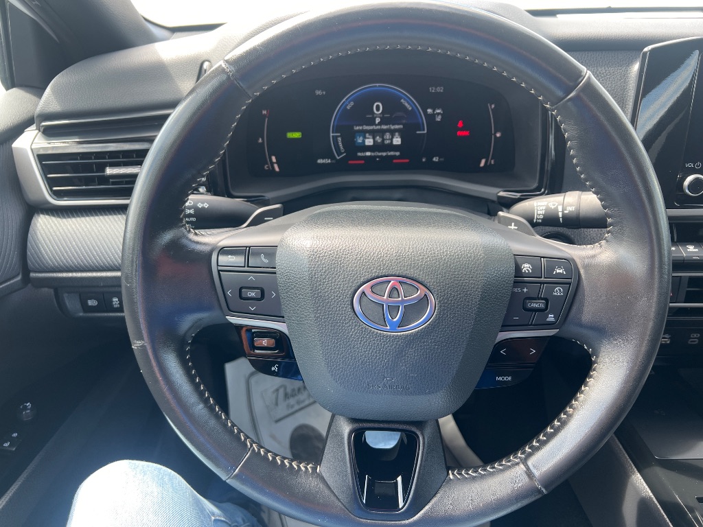 Toyota Camry photo 5