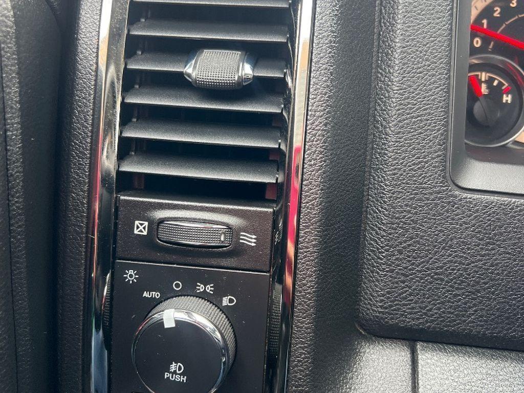 Ram 1500 photo 3