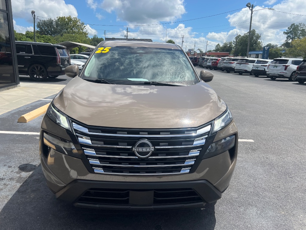 Nissan Rogue photo 9