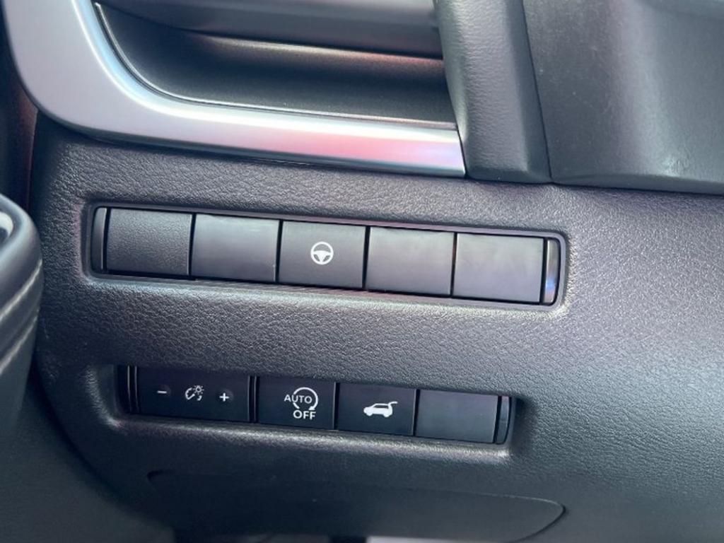 Nissan Rogue photo 4