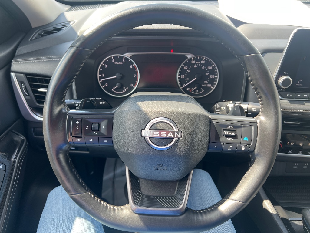 Nissan Rogue photo 5