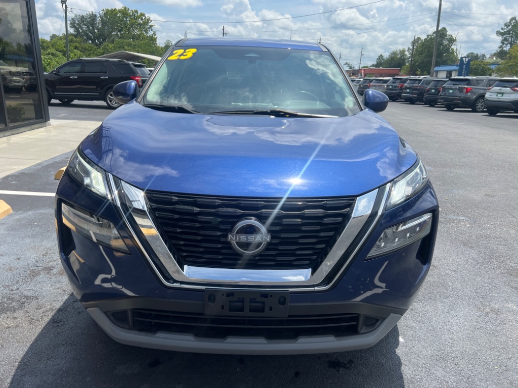 2023 Nissan Rogue SV - Photo 8