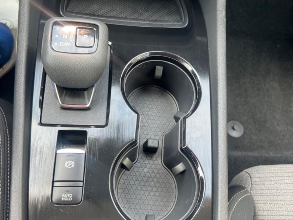 2023 Nissan Rogue SV - Photo 7