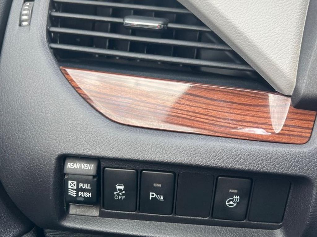 Toyota Sienna photo 4