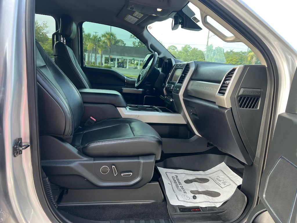 Ford F-250SD photo 16