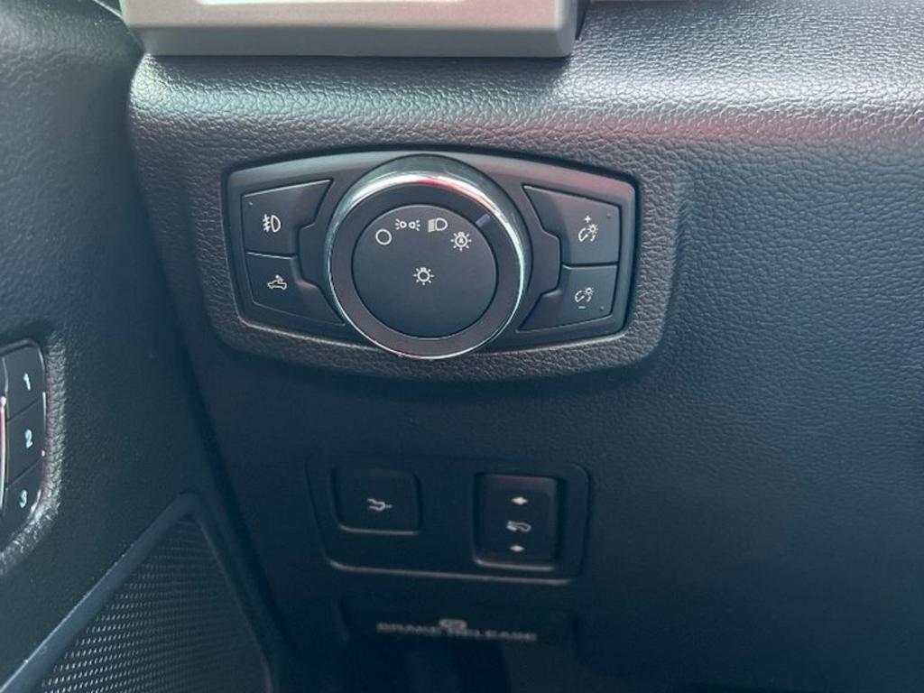Ford F-250SD photo 4