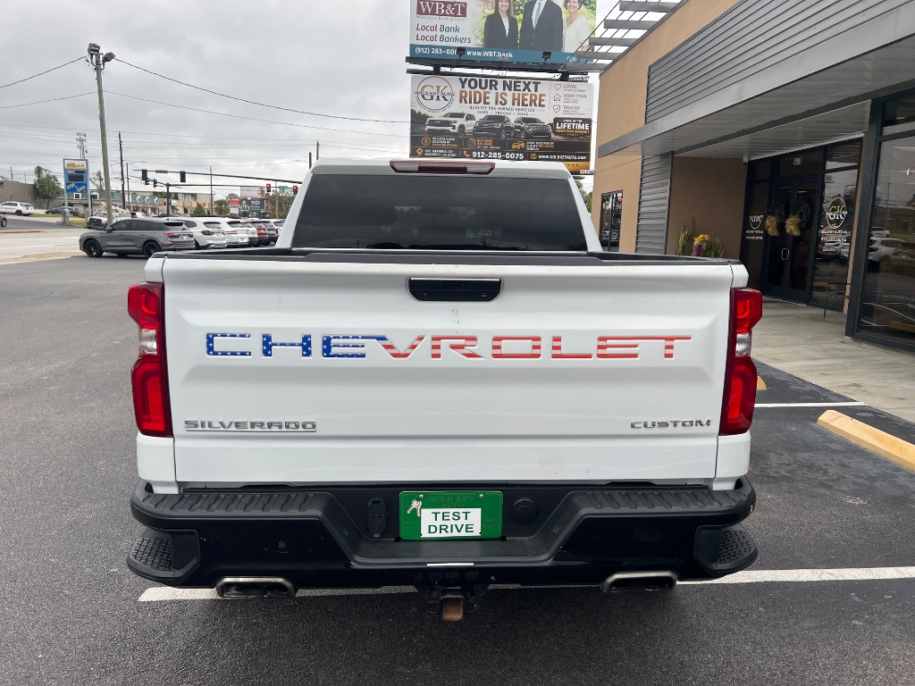 Chevrolet Silverado photo 10