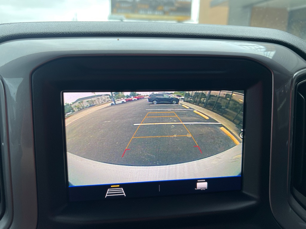 Chevrolet Silverado photo 5