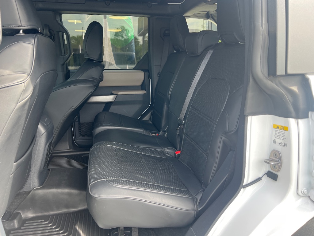 Ford Bronco photo 15