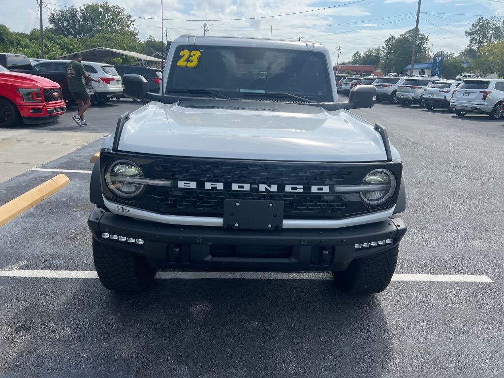 Ford Bronco photo 9