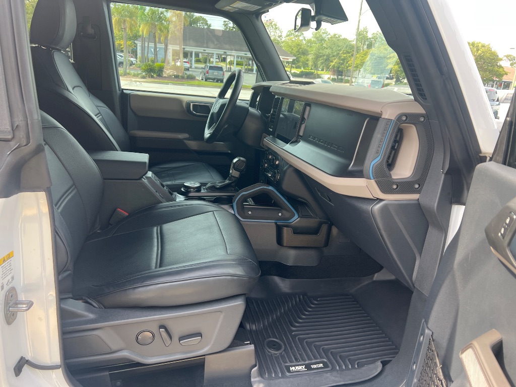 Ford Bronco photo 16