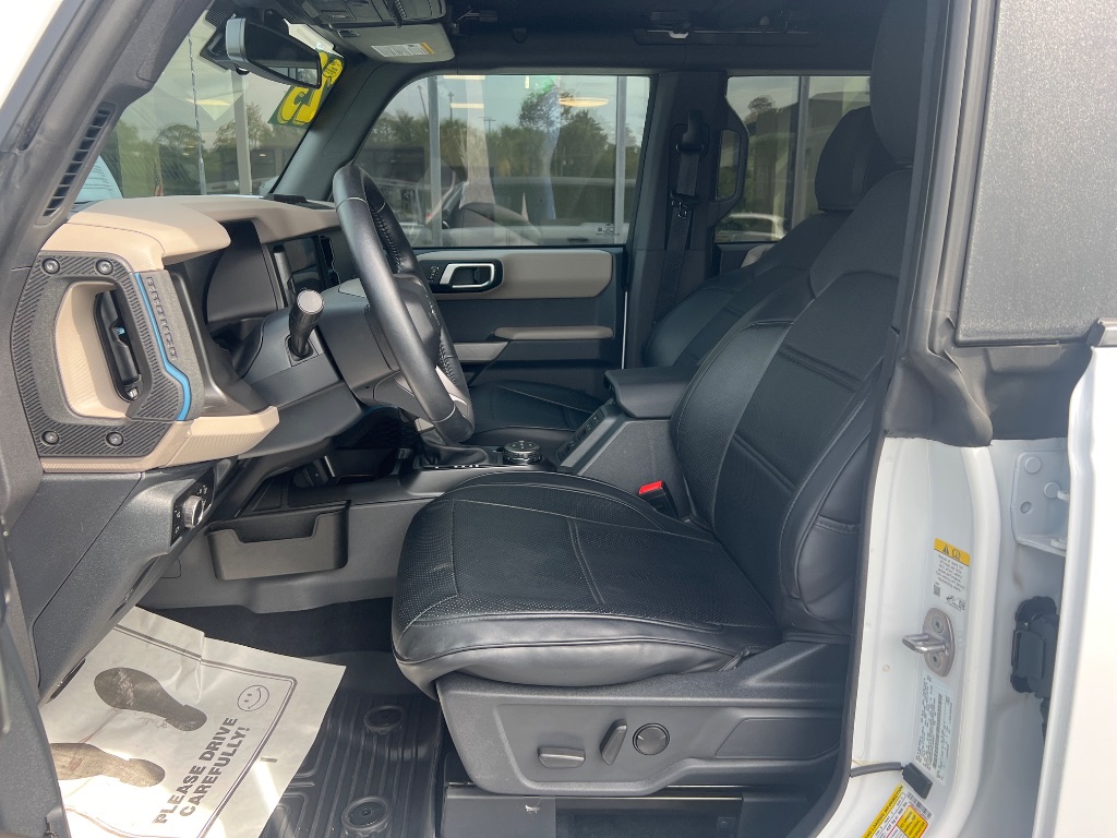 Ford Bronco photo 14
